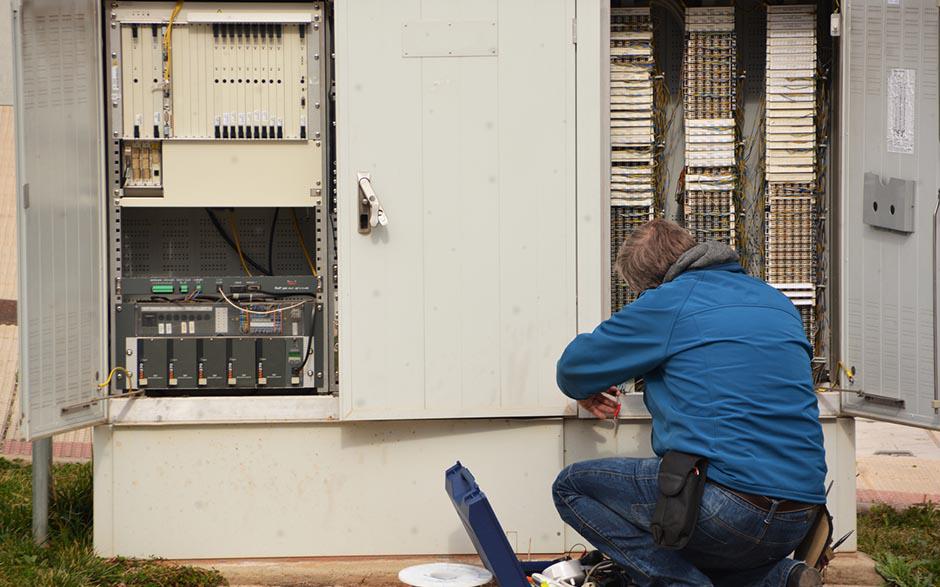 je recherche un électricien Enghien-les-Bains